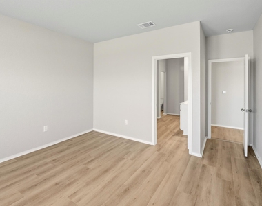 5912 Berriweather Dr - Photo Thumbnail 7