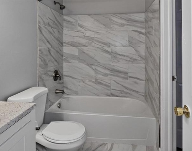 3591 Laurel View Court - Photo Thumbnail 24