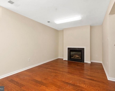 2631 Cedar Elm Drive - Photo Thumbnail 13
