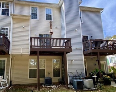 8704 Aspen Grove Court - Photo Thumbnail 25