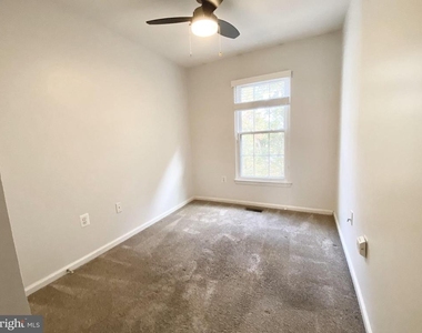 8704 Aspen Grove Court - Photo Thumbnail 17