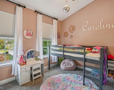 3210 Escapade Circle - Photo Thumbnail 20