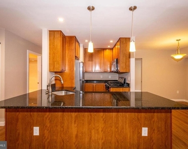 9 Silverwood Circle - Photo Thumbnail 5