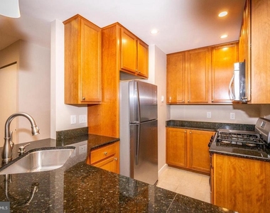 9 Silverwood Circle - Photo Thumbnail 6
