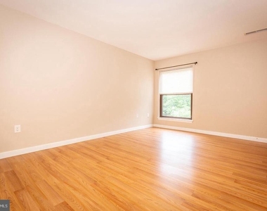 9 Silverwood Circle - Photo Thumbnail 13