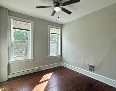 1414 N Harrison Street - Photo Thumbnail 10
