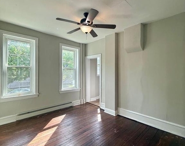 1414 N Harrison Street - Photo Thumbnail 14