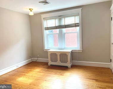 2413 W 16th Street - Photo Thumbnail 16