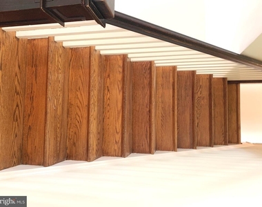2413 W 16th Street - Photo Thumbnail 12