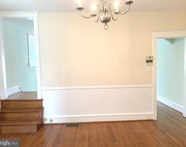2413 W 16th Street - Photo Thumbnail 6