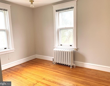 2413 W 16th Street - Photo Thumbnail 18