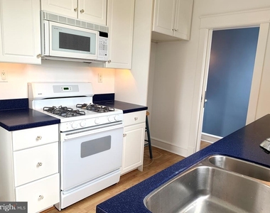 2413 W 16th Street - Photo Thumbnail 8