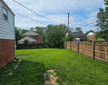 132 Devonshire Road - Photo Thumbnail 7