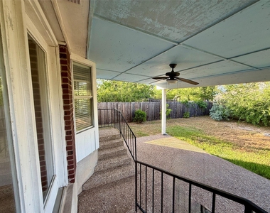 6106 Skahan Ln - Photo Thumbnail 25