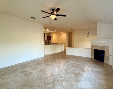6106 Skahan Ln - Photo Thumbnail 14