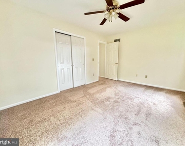 501 Falcon Drive - Photo Thumbnail 23