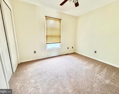 501 Falcon Drive - Photo Thumbnail 24