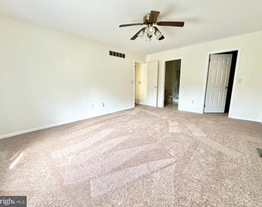 501 Falcon Drive - Photo Thumbnail 17