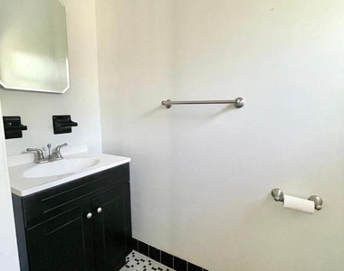19 Hickory Lane - Photo Thumbnail 12