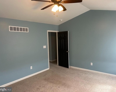 453 Jockey Hollow Drive - Photo Thumbnail 8