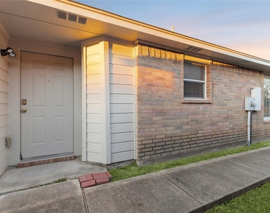 13326 James Monroe St - Photo Thumbnail 3