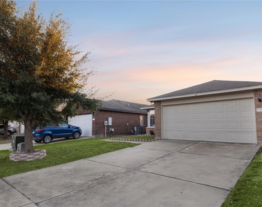 13326 James Monroe St - Photo Thumbnail 2