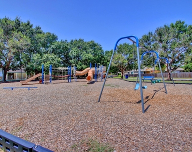 16402 Malden Dr - Photo Thumbnail 36