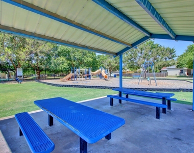 16402 Malden Dr - Photo Thumbnail 30