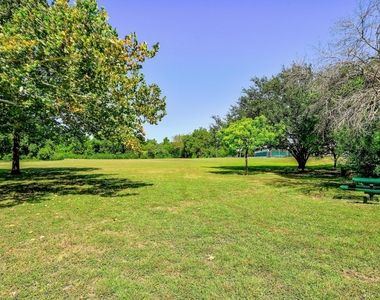 16402 Malden Dr - Photo Thumbnail 34