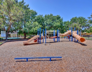 16402 Malden Dr - Photo Thumbnail 29