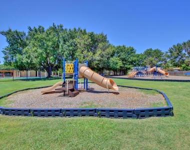 16402 Malden Dr - Photo Thumbnail 31