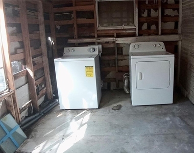 4902 Caswell Ave - Photo Thumbnail 15