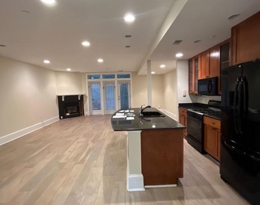1529 Q Street Nw - Photo Thumbnail 4
