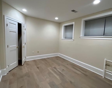 1529 Q Street Nw - Photo Thumbnail 10