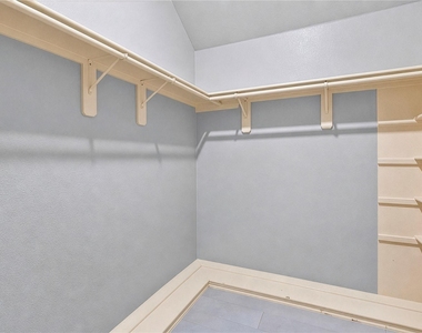 8248 Montoya Cir - Photo Thumbnail 10