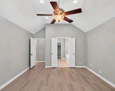 8248 Montoya Cir - Photo Thumbnail 6