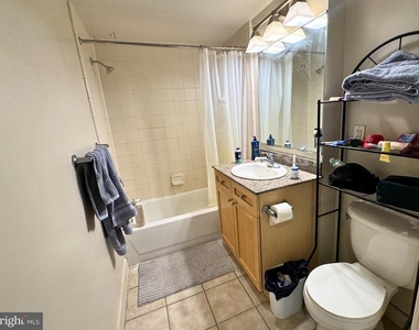 777 7th Street Nw - Photo Thumbnail 7