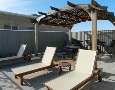 1711 Massachusetts Avenue Nw - Photo Thumbnail 18