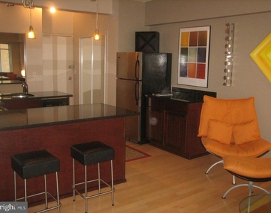 1711 Massachusetts Avenue Nw - Photo Thumbnail 4