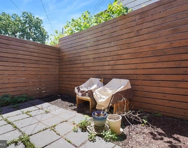 405 Constitution Avenue Ne - Photo Thumbnail 9