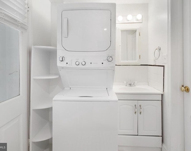 405 Constitution Avenue Ne - Photo Thumbnail 7