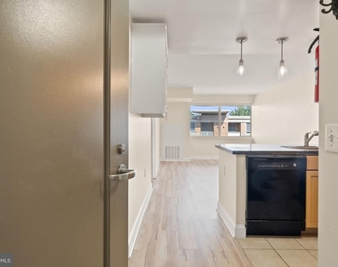 800 4th Street Sw - Photo Thumbnail 2