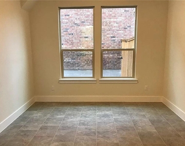 1051 Kenney Fort Xing - Photo Thumbnail 18
