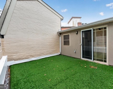 1810 Florida Avenue Nw - Photo Thumbnail 1