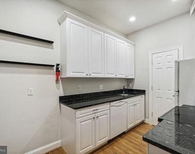1417 Chapin Street Nw - Photo Thumbnail 9