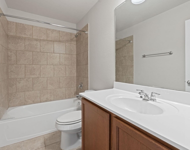 216 Greene Dr - Photo Thumbnail 16