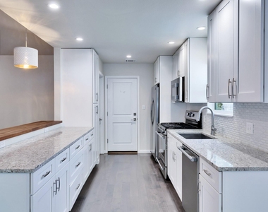2815 Inridge Dr - Photo Thumbnail 4