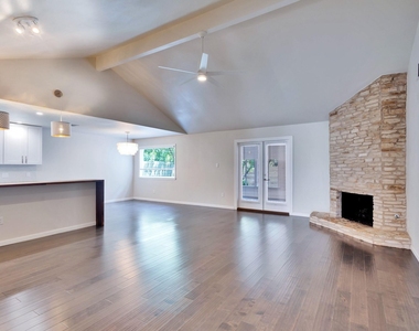2815 Inridge Dr - Photo Thumbnail 8