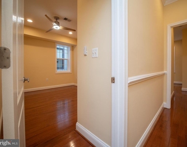 648 Newton Place Nw - Photo Thumbnail 8