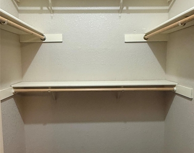 1406 Bergin Ct - Photo Thumbnail 7